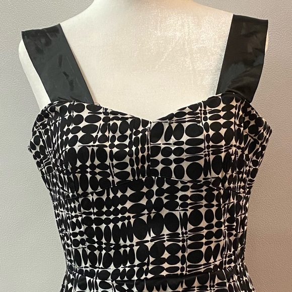 Calvin Klein party dress - Picture 2 of 6